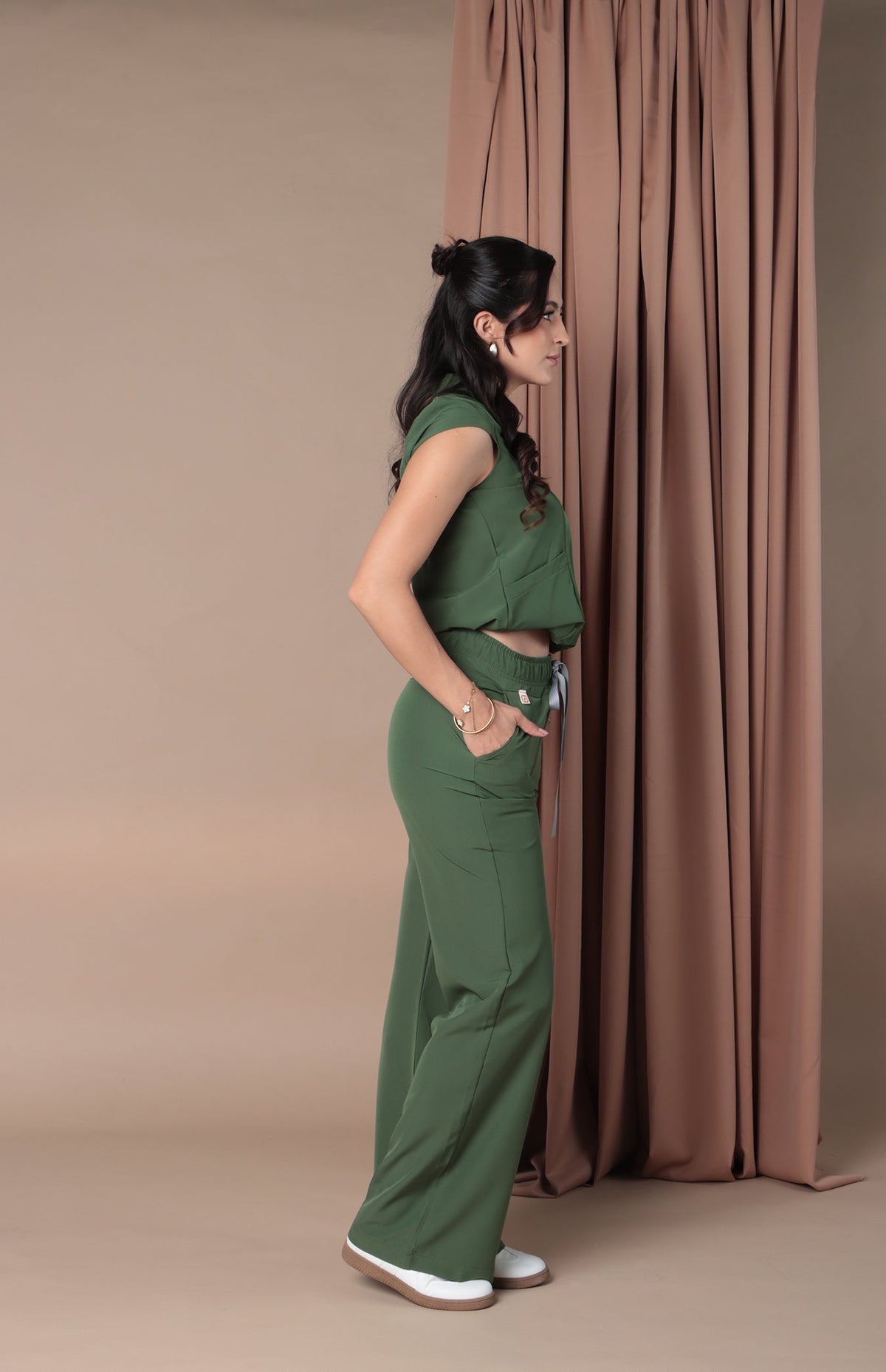 AMATISTA Collection | Women's Scrub Set