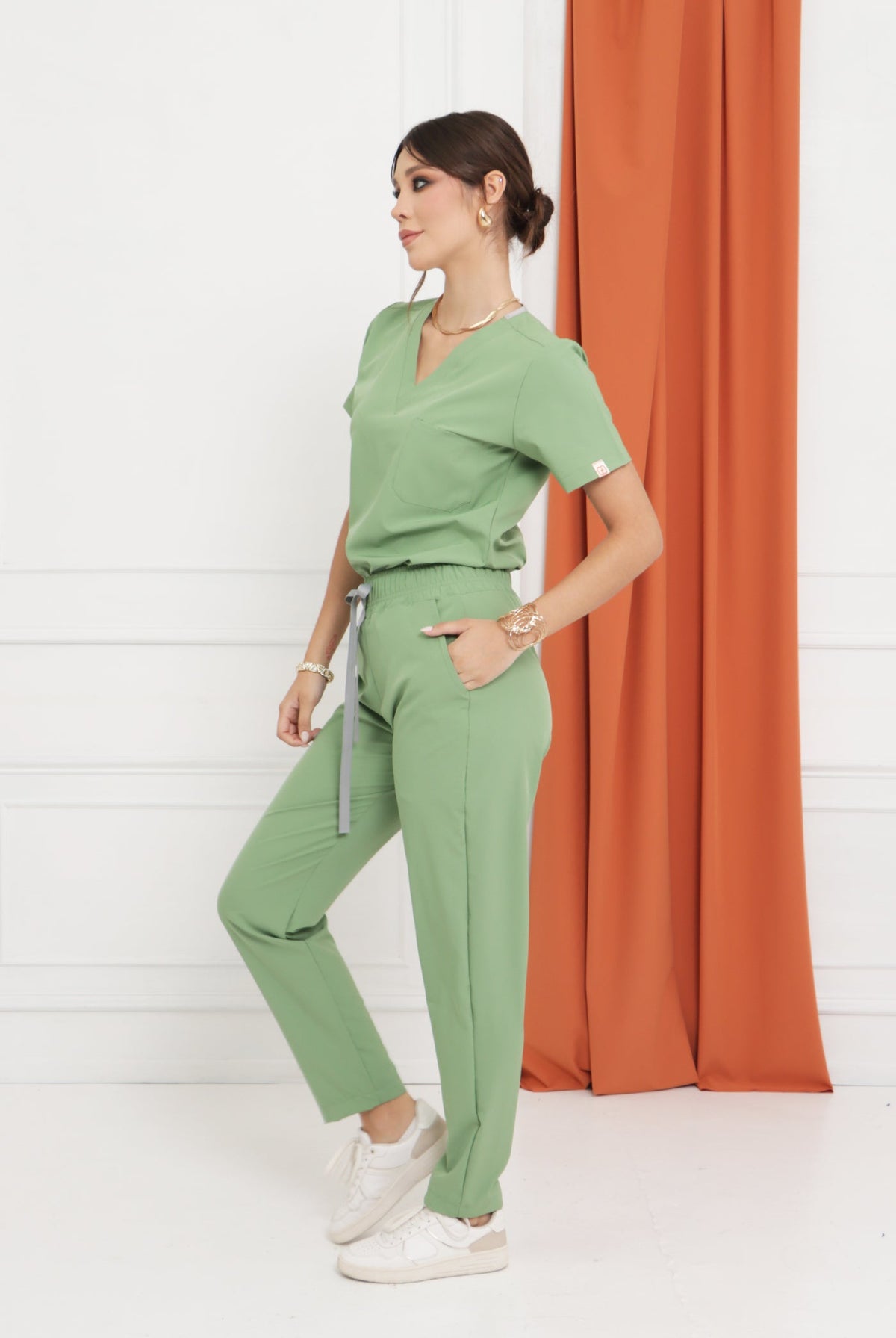 RUBÍ Collection | Women's Scrub Set