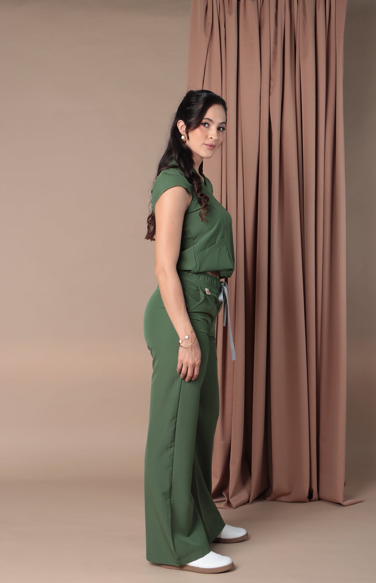AMATISTA Collection | Women's Scrub Set