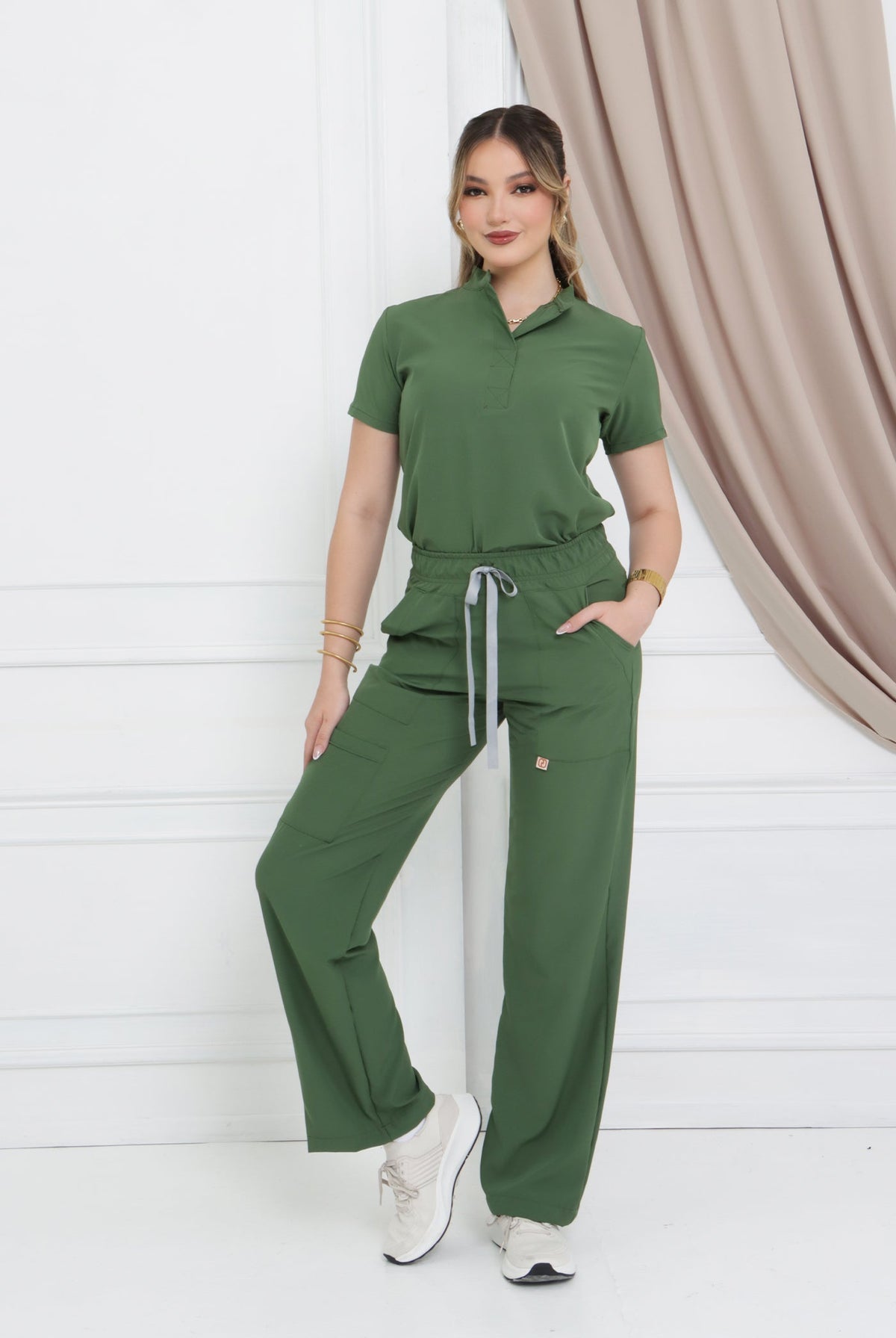 ZAFIRO Collection | Women's Scrub Set