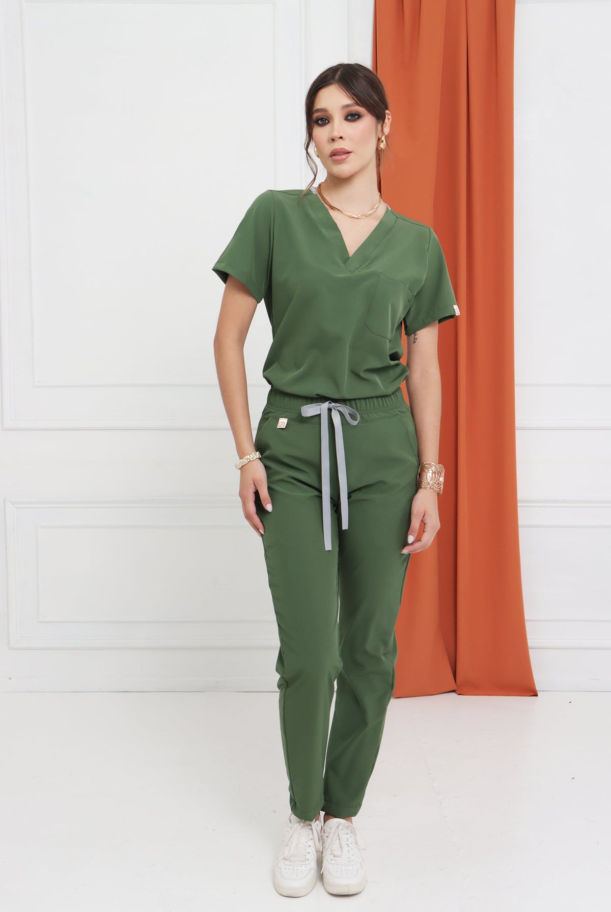 RUBÍ Collection | Women's Scrub Set