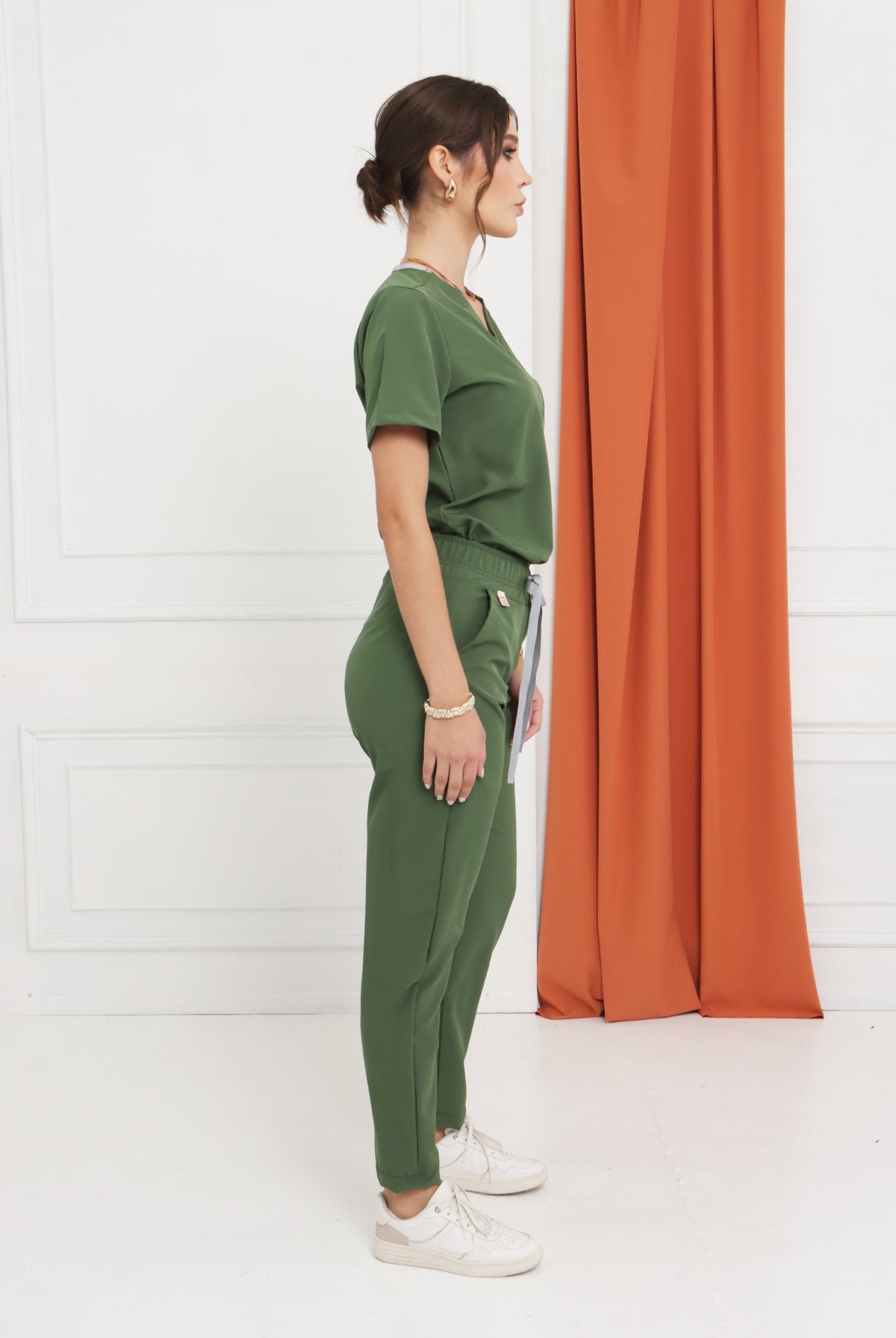 RUBÍ Collection | Women's Scrub Set