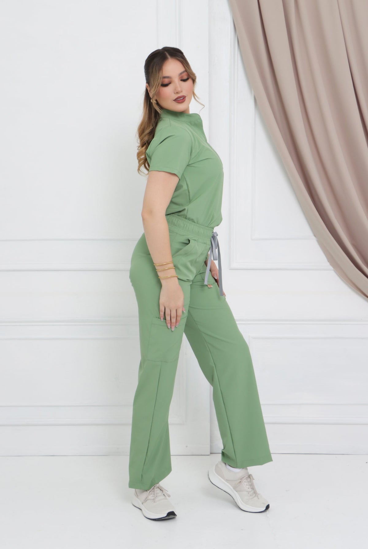 ZAFIRO Collection | Women's Scrub Set