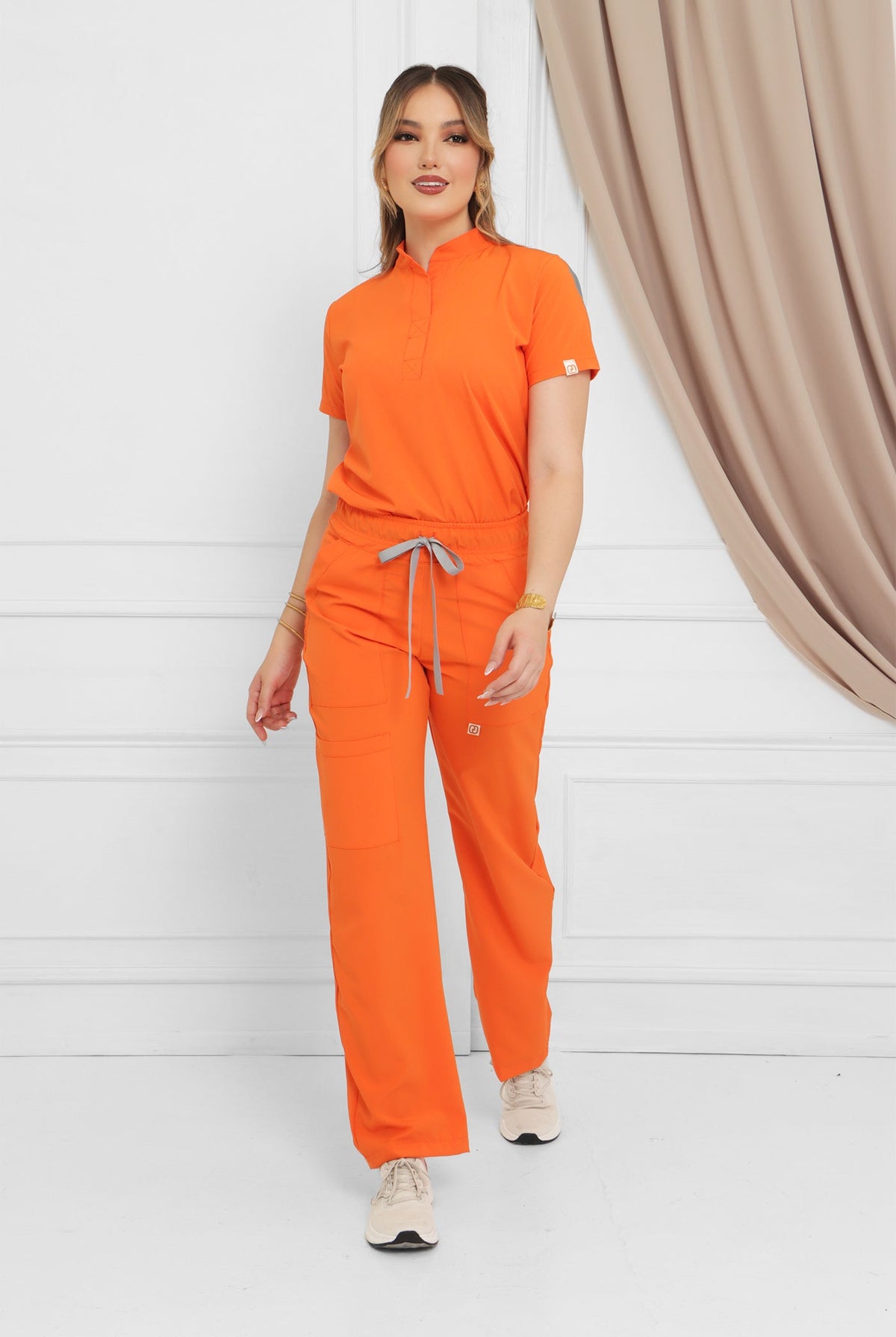 ZAFIRO Collection | Women's Scrub Set